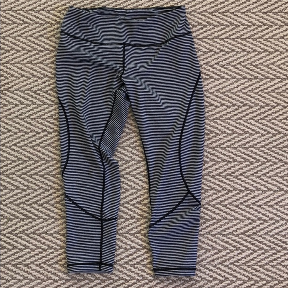 black and white stripped leggings